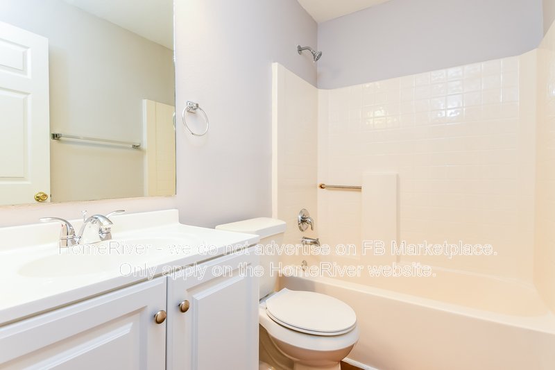 Available Now! Amazing 3 bed 2 bath home! property image