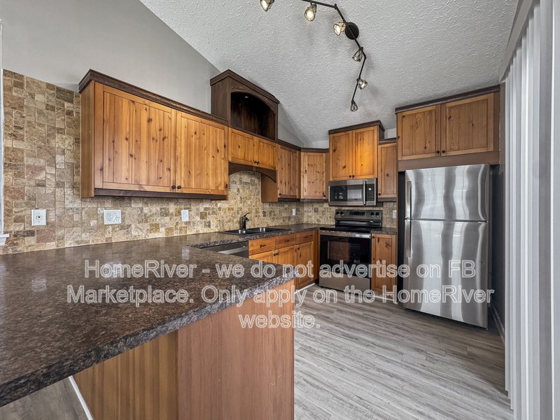 Available Now! 4315 Longshore Dr Land O Lakes FL 34639 property image