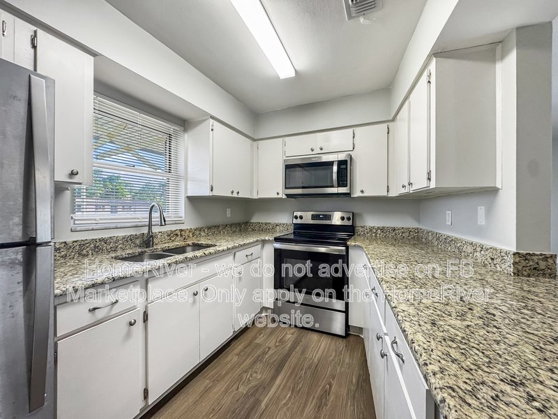 Available Now! 7104 SPRING HILL DR, SPRING HILL FL 34606 property image