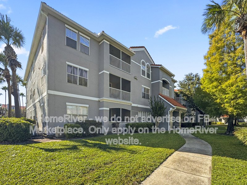 Move in Ready! 18001 Richmond Place Dr Apt 822 property image