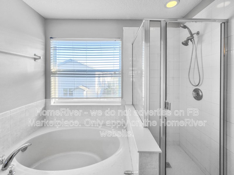 Now Available - 1014 Bella Vista Dr NE property image