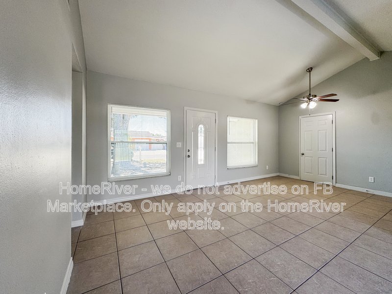 Apply Now!! Pet Friendly! property image