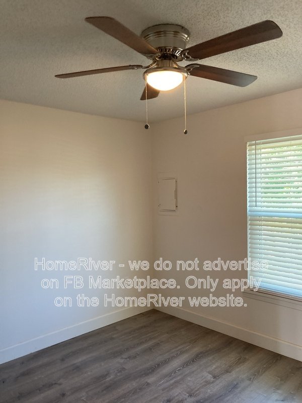 Move In Ready! - 9911 46TH AVE W UNIT B, BRADENTON FL 34210 property image