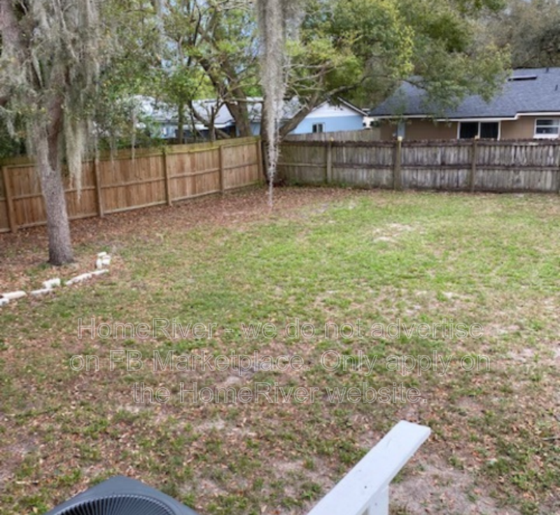 Available Now! Amazing 3 bedroom, 2 bath home! property image