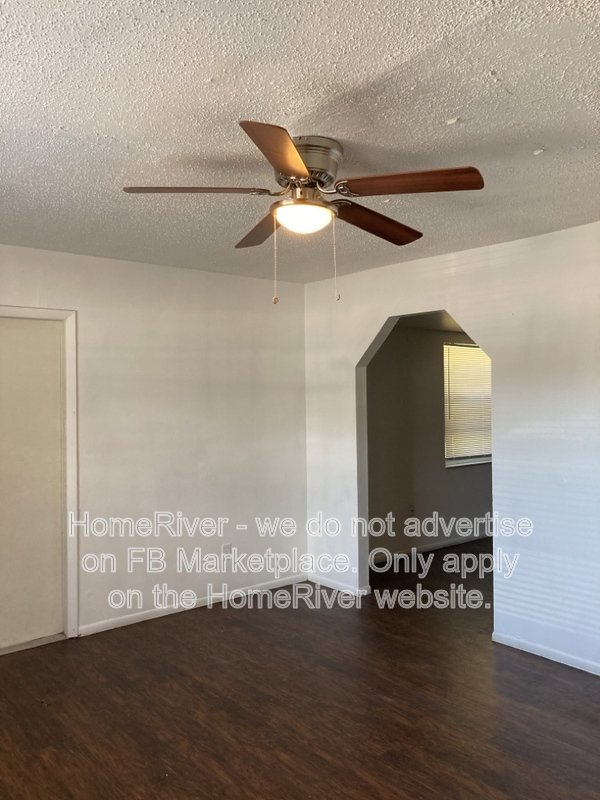 Do Not Miss Out! - 905 63rd Ave W Bradenton, FL 34207 property image