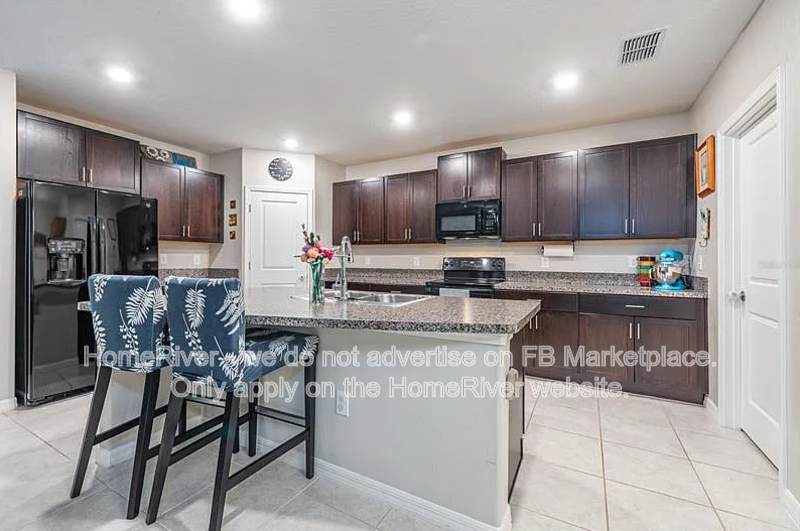 Coming Soon! -14707 SCOTTBURGH GLEN DR, WIMAUMA FL 33598 property image