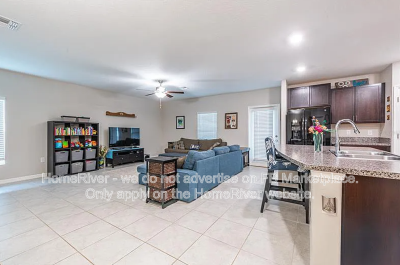 Coming Soon! -14707 SCOTTBURGH GLEN DR, WIMAUMA FL 33598 property image