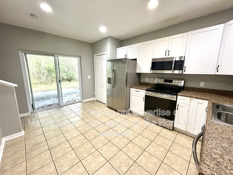 Do Not Miss Out! - 5813 Fishhawk Ridge Dr Lithia, FL 33547 property image