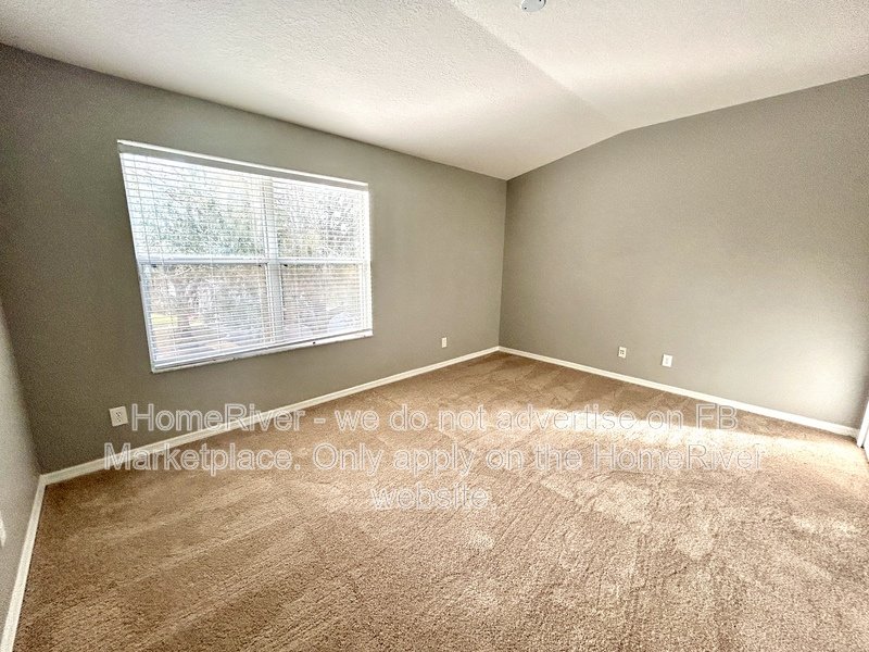 Do Not Miss Out! - 5813 Fishhawk Ridge Dr Lithia, FL 33547 property image