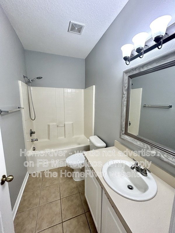 Do Not Miss Out! - 5813 Fishhawk Ridge Dr Lithia, FL 33547 property image