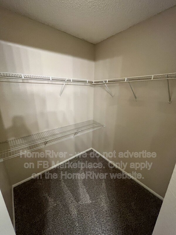 Available Now - 5124 Park Central Dr Apt 528 property image