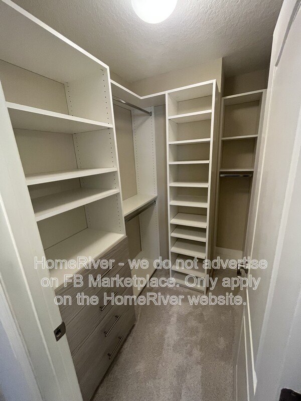 Apply Now!!! 399 MILLWOOD PL property image