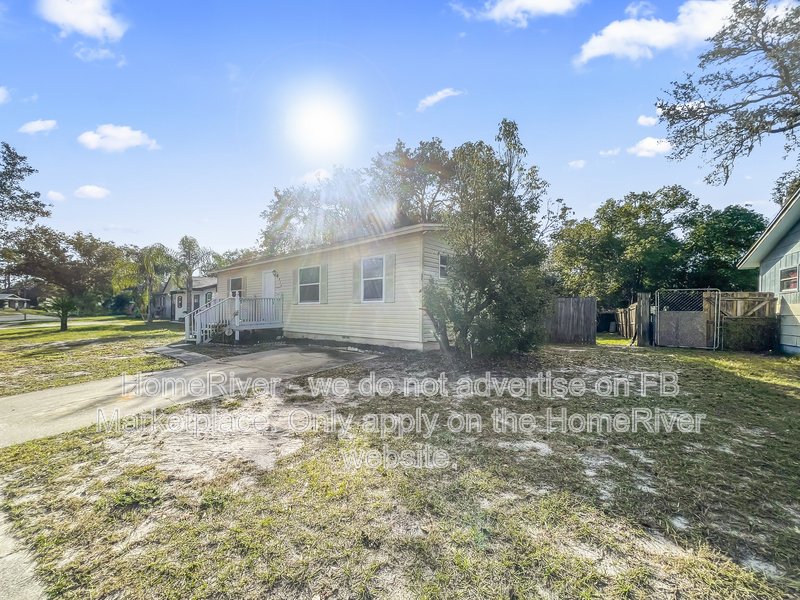 Available Now! Amazing 3 bedroom, 2 bath home! property image
