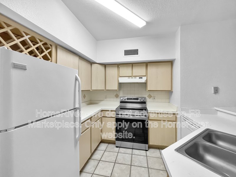 Move In Ready! 823 Camargo Way Unit 204 property image