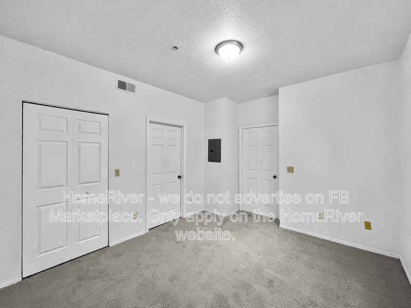 Move In Ready! 823 Camargo Way Unit 204 property image