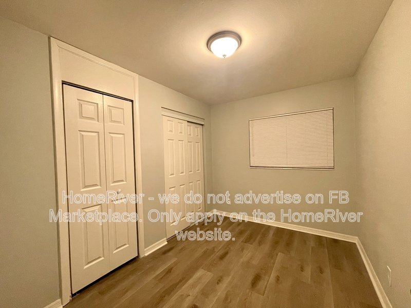 Available Now! 3 bed 2 bath South Tampa Home property image