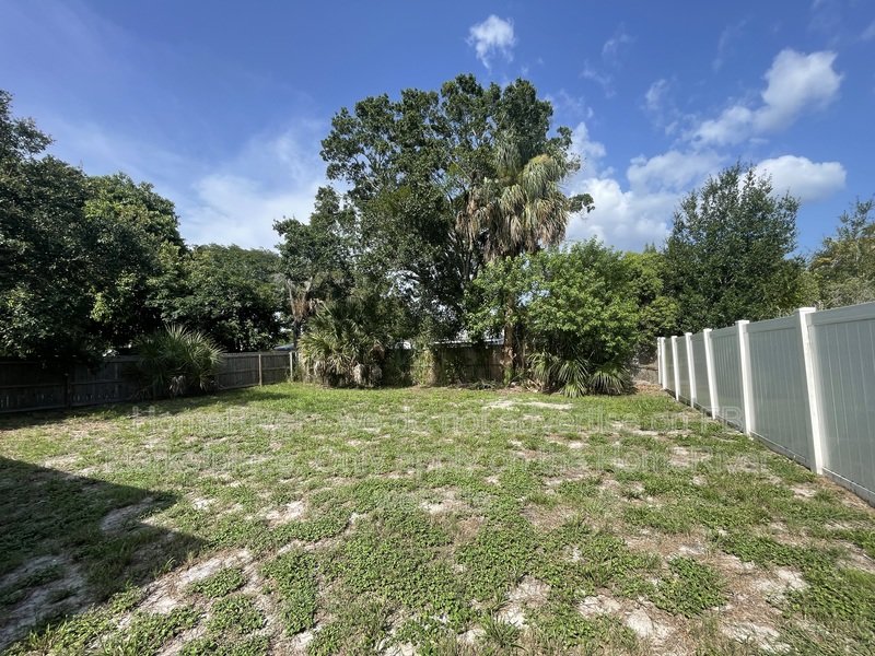 Available Now! 3 bed 2 bath South Tampa Home property image