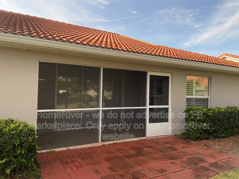 Move-in Ready 55+ Community! 10156 MAINSAIL DR, property image