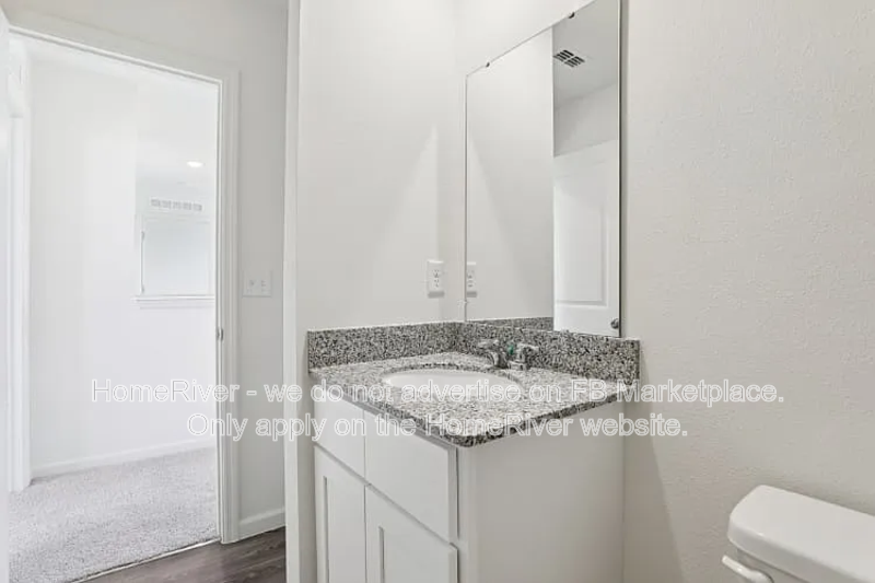 Available Now! Amazing 4 bed 3 bath home! property image