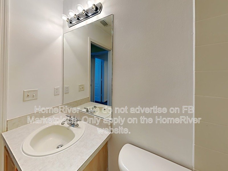 Do Not Miss Out! - 20303 OAK KEY CT TAMPA FL 33647 property image