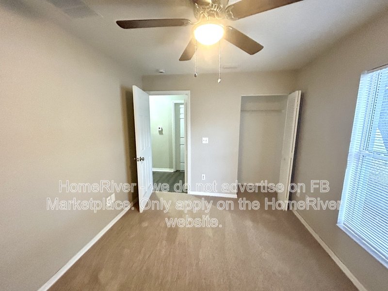 Move In Ready! - 2866 Emerson Ave S Saint Petersburg, FL 33712 property image