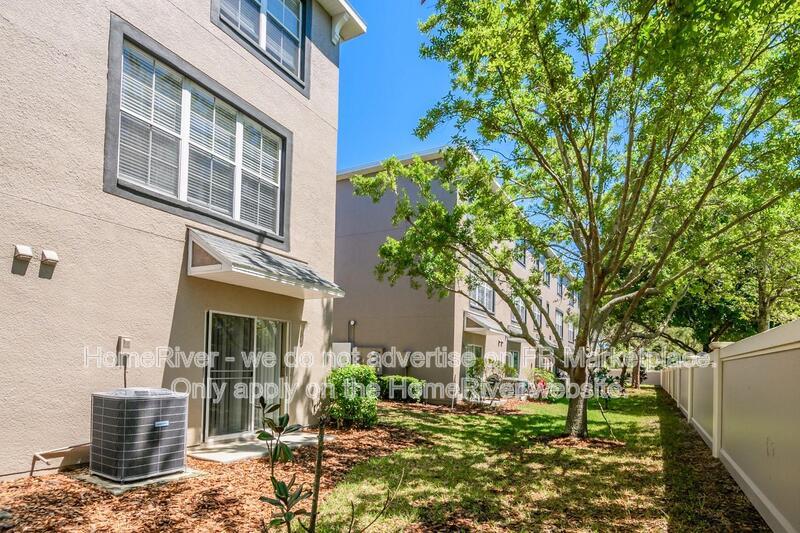 Mover-in Ready! 2418 Middleton Grove Dr property image