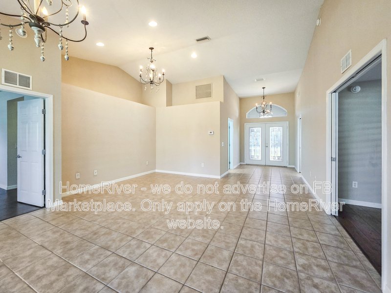 Move-in Ready 55+ Community! 10156 MAINSAIL DR, property image