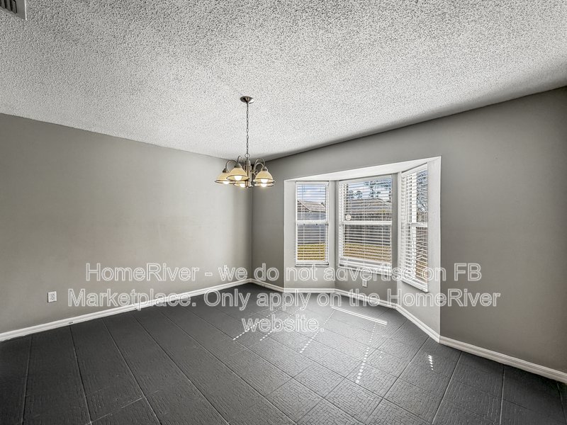 Available Now! Amazing 3 bed 2 bath home! property image