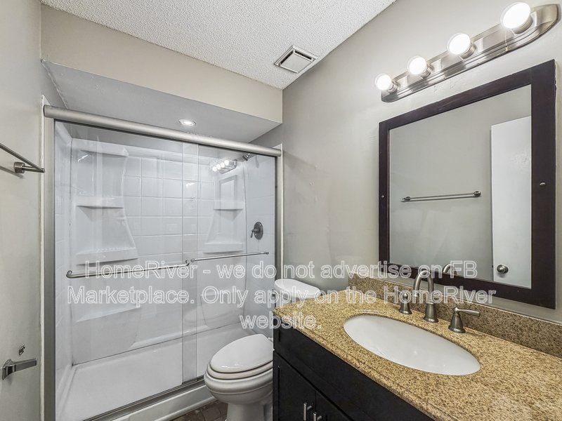 Available Now! Amazing 3 bed 2 bath home! property image