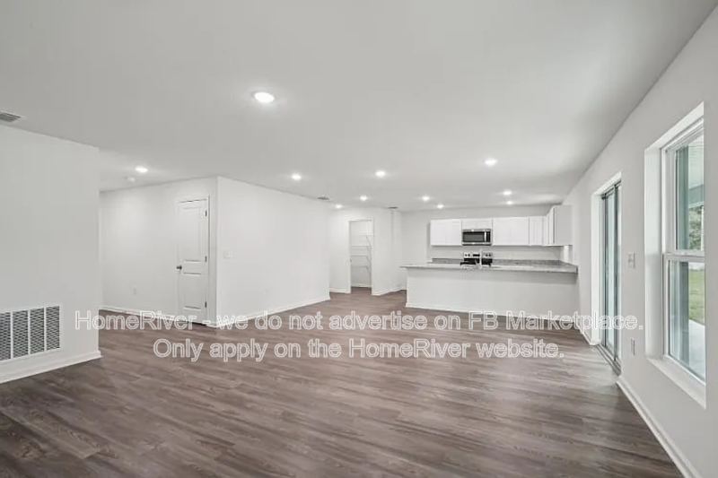 Available Now! Amazing 4 bedroom 2 bath home! property image