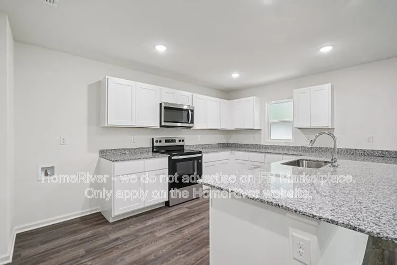 Available Now! Amazing 4 bedroom 2 bath home! property image