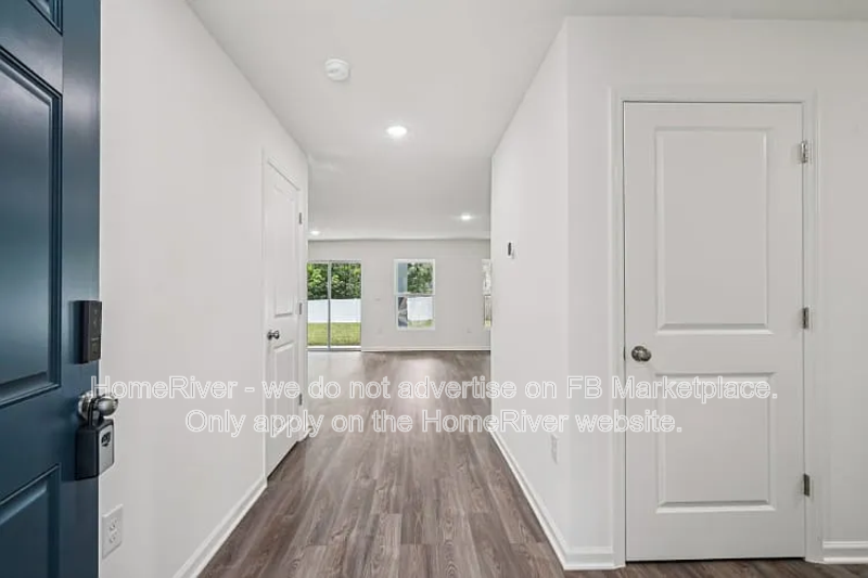 Available Now! Amazing 4 bedroom 2 bath home! property image