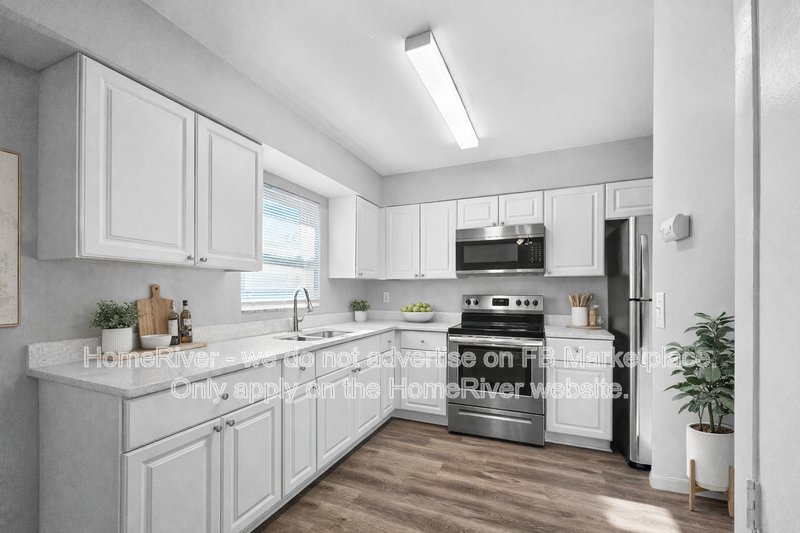 Available Now! Amazing 3 bed 2 bath home! property image