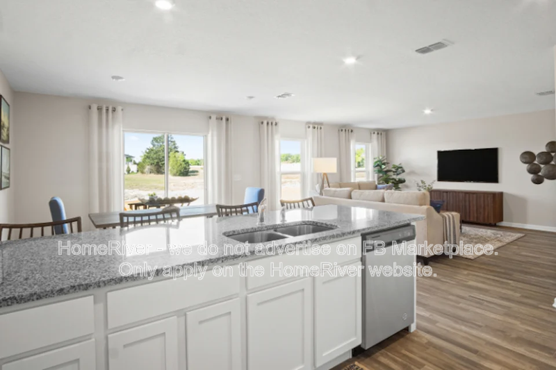 Available Now! Amazing 4 bedroom 2.5 bath home! property image