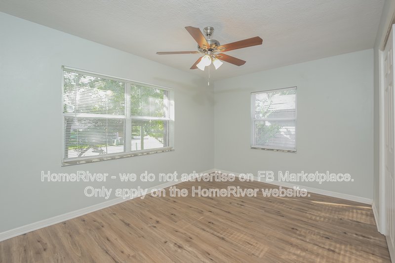 Available Now! Amazing 5 bed 3 bath home! property image