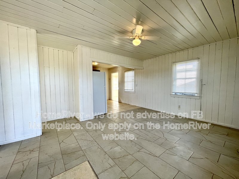 Available Now - 425 South Blvd E property image