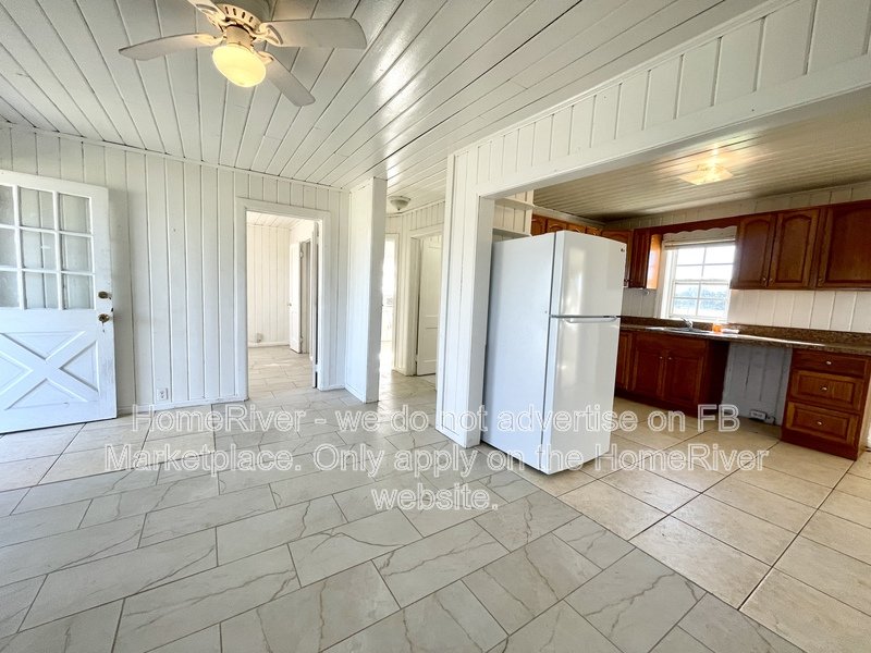 Available Now - 425 South Blvd E property image