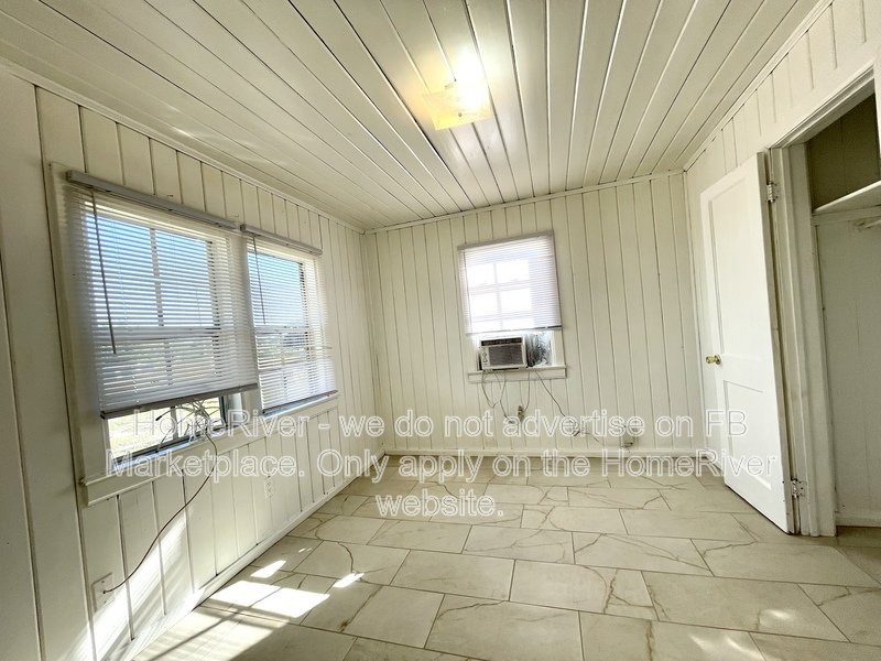 Available Now - 425 South Blvd E property image