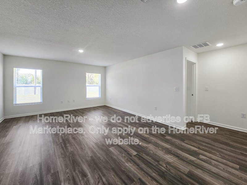 Available Now! Amazing 4 bedroom 2 bath home! property image