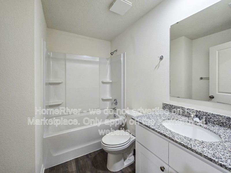 Available Now! Amazing 4 bedroom 2 bath home! property image