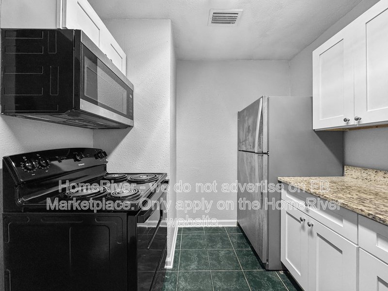 Available Now! Amazing 4 bed 2 bath home! property image