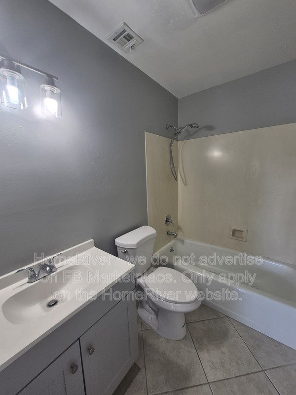 Move In Ready! 2015 OLEANDER BLVD APT D, FORT PIERCE FL 34950 property image