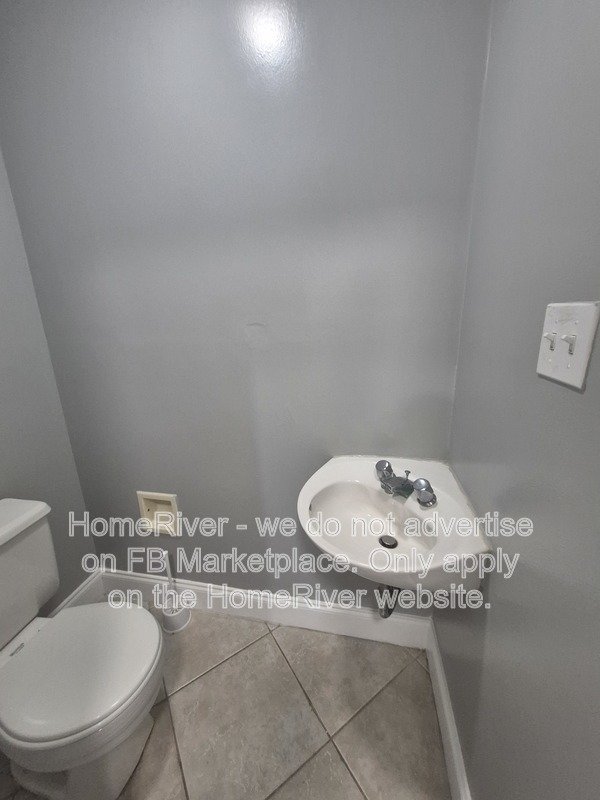 Move In Ready! 2015 OLEANDER BLVD APT D, FORT PIERCE FL 34950 property image