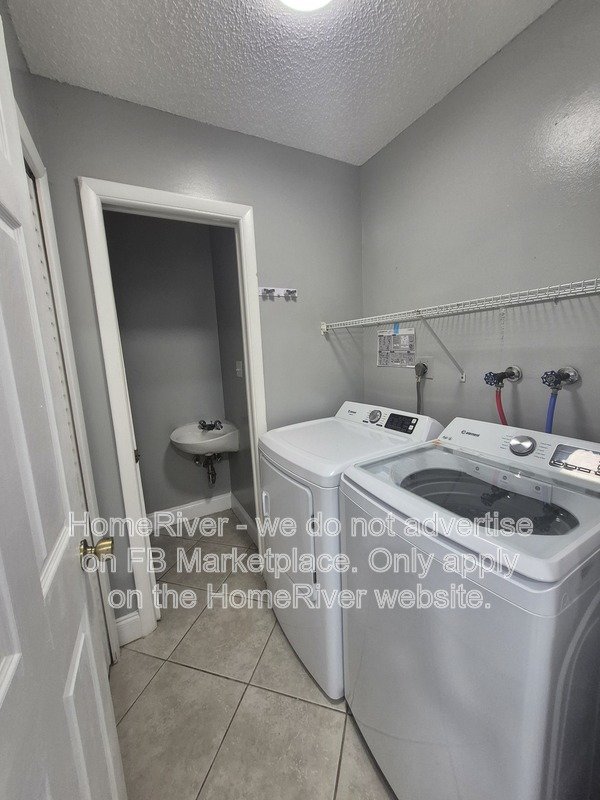Move In Ready! 2015 OLEANDER BLVD APT D, FORT PIERCE FL 34950 property image