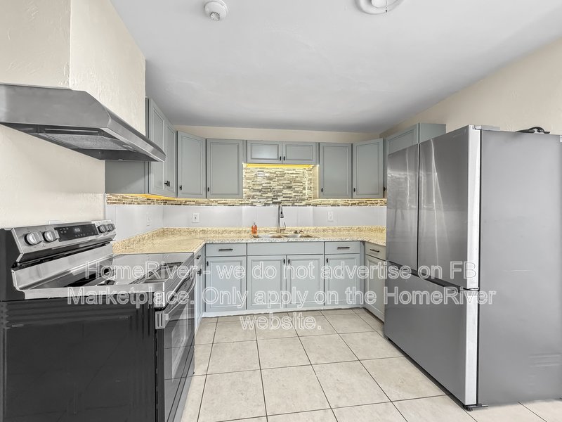 Move-in Ready! 1220 BILTMORE DR, property image