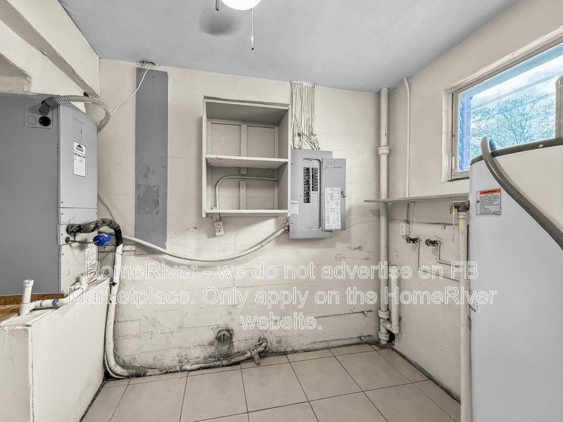 Move-in Ready! 1220 BILTMORE DR, property image