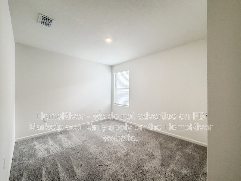 Available Now! Amazing 4 bedroom 2.5 bath home! property image