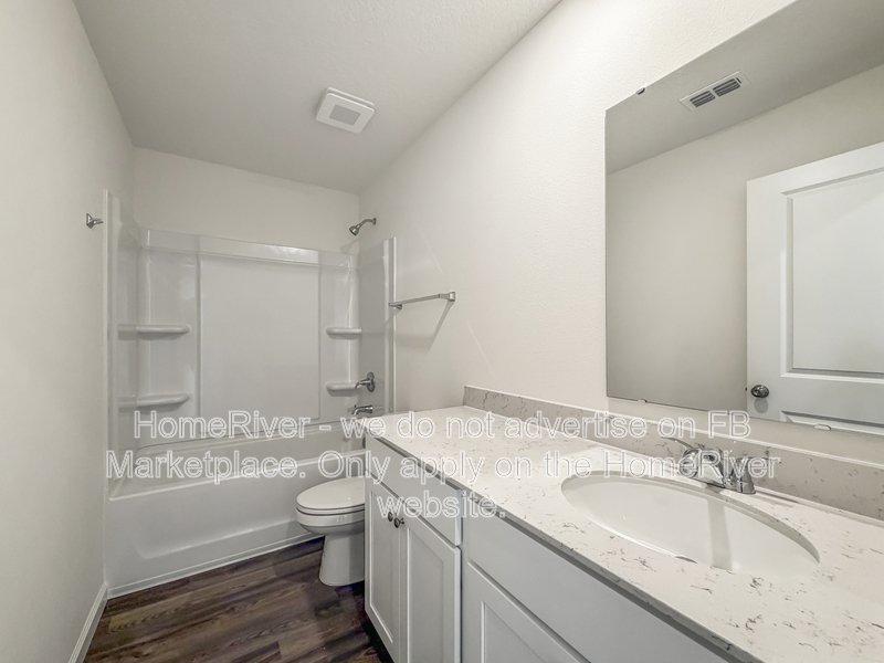 Available Now! Amazing 4 bedroom 2.5 bath home! property image