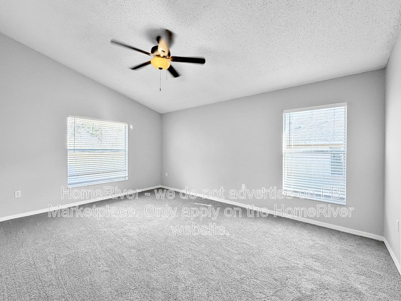 Available Now! Amazing 3 bed 2 bath home! property image