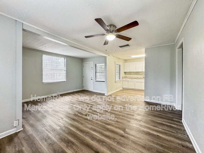 Available Now! Amazing 3 bed 2 bath home! property image